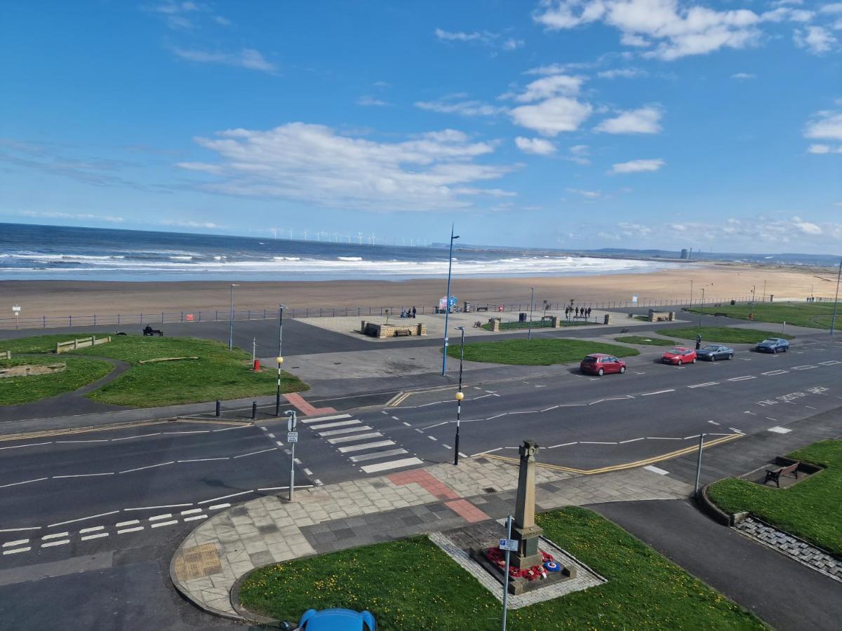 2 The Green, Exceptional Large House, Sea Views Loads Of Bathrooms Seaton Carew Exterior foto