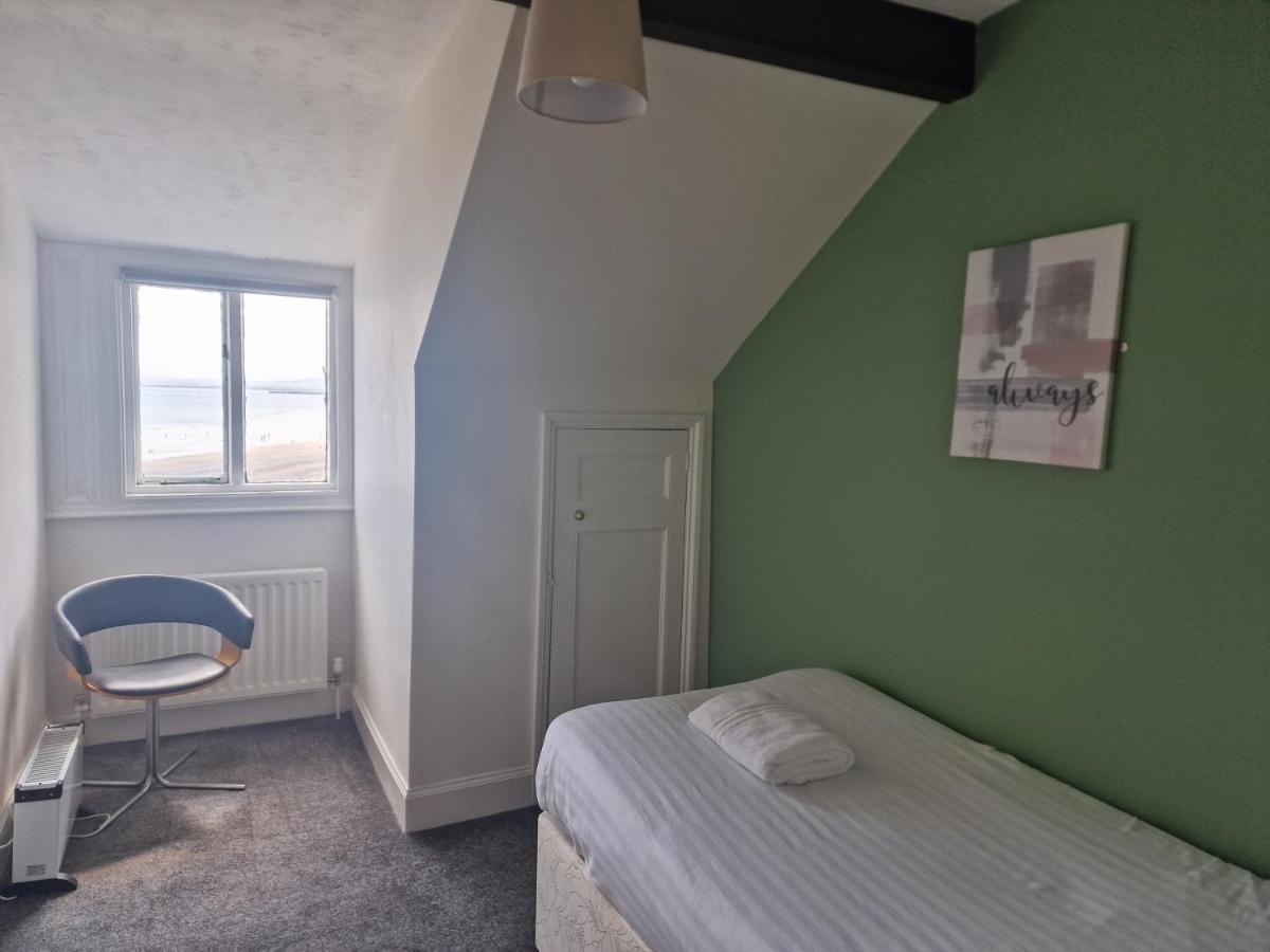 2 The Green, Exceptional Large House, Sea Views Loads Of Bathrooms Seaton Carew Exterior foto